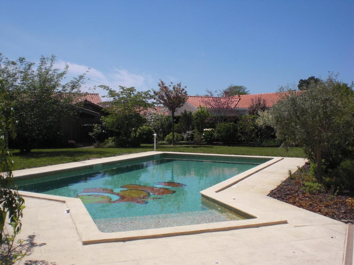 Bed and Breakfast Le Jardin De Nemo Biscarrosse Exterior foto